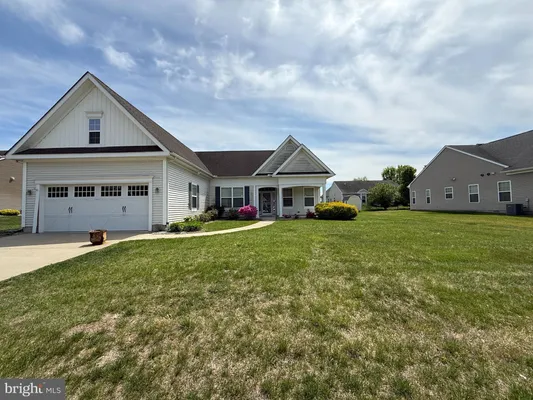 Property Slideshow image 2 of 30 | 453 aston villa dr, Felton, DE, 19943