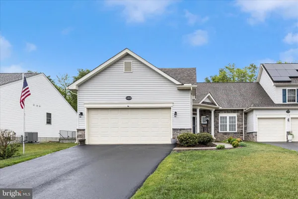 Property Slideshow image 2 of 56 | 13928 patriot way, Hagerstown, MD, 21740