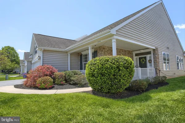 Property Slideshow image 3 of 41 | 646 alcott dr, Mount Joy, PA, 17552