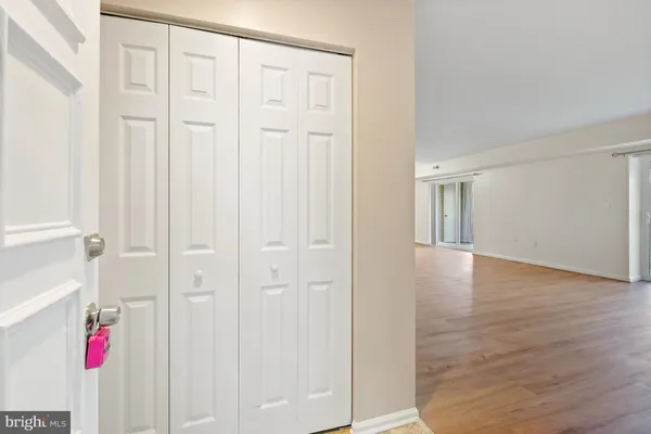 Property Slideshow image 3 of 30 | 15101 glade dr 10-3g, Silver Spring, MD, 20906