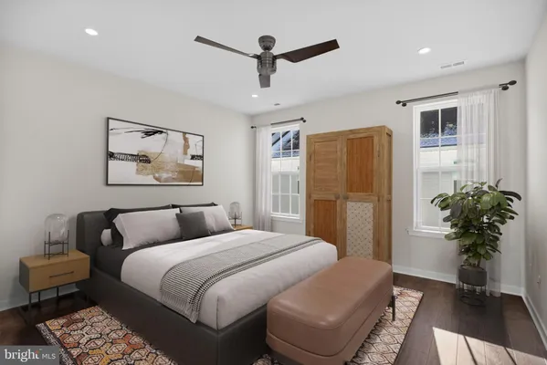 Property Slideshow image 3 of 4 | 28 ivy ln 84, Levittown, PA, 19055