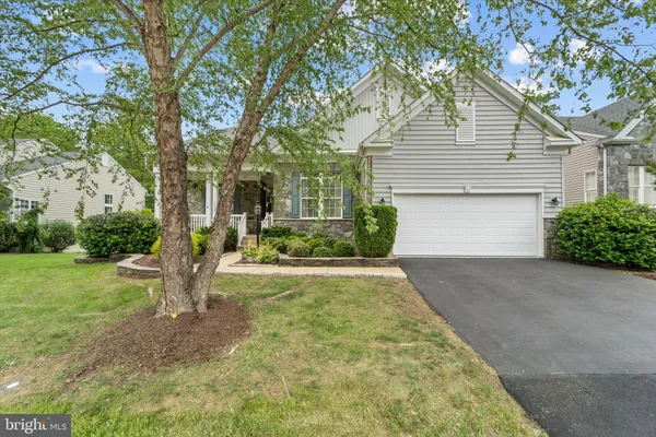Property Slideshow image 3 of 50 | 12028 rutherglen pl, Bristow, VA, 20136
