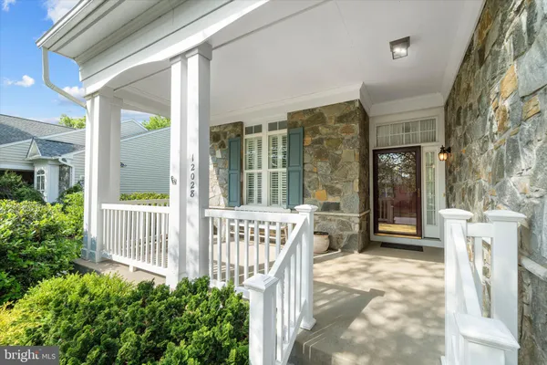 Property Slideshow image 2 of 50 | 12028 rutherglen pl, Bristow, VA, 20136
