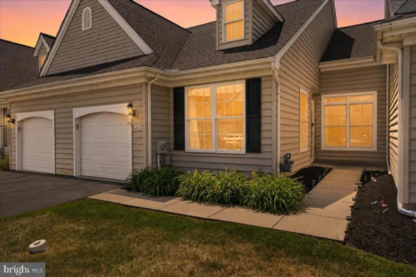 Property Slideshow image 2 of 52 | 603 sorrell cir, Smyrna, DE, 19977