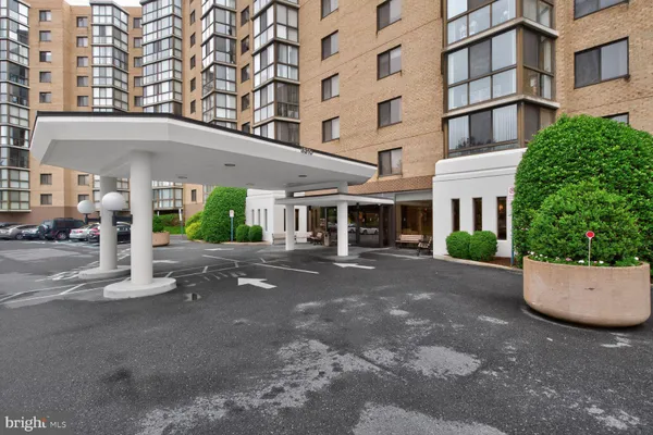 Property Slideshow image 2 of 28 | 3310 n leisure world blvd 6-1006, Silver Spring, MD, 20906