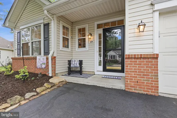 Property Slideshow image 3 of 27 | 19 black eyed susan rd, Langhorne, PA, 19047