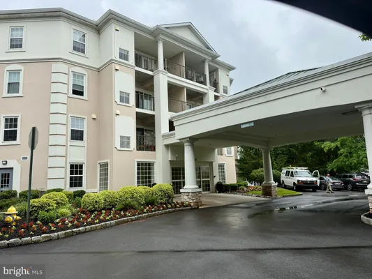 Property Slideshow image 2 of 26 | 244 baltimore pike 334 a, Glen Mills, PA, 19342
