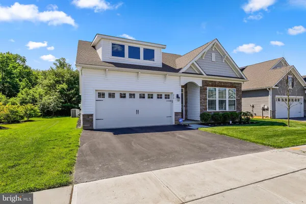 Property Slideshow image 2 of 44 | 210 congressional ct, Moorestown, NJ, 08057