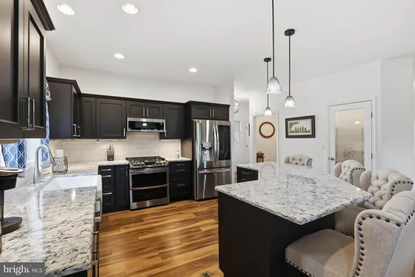 Property Slideshow image 2 of 64 | 1084 alden way, Lebanon, PA, 17042
