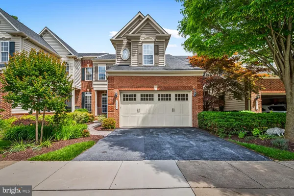 Property Slideshow image 2 of 58 | 12034 windsor moss 107, Ellicott City, MD, 21042