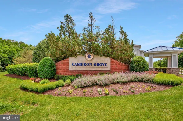 Property Slideshow image 2 of 27 | 12900 fox bow dr 309, Upper Marlboro, MD, 20774