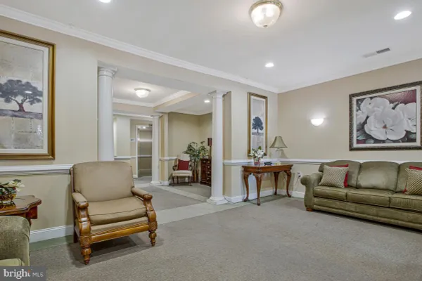 Property Slideshow image 3 of 27 | 12900 fox bow dr 309, Upper Marlboro, MD, 20774