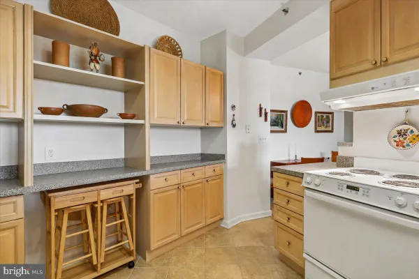 Property Slideshow image 3 of 55 | 3200 n leisure world blvd 712, Silver Spring, MD, 20906