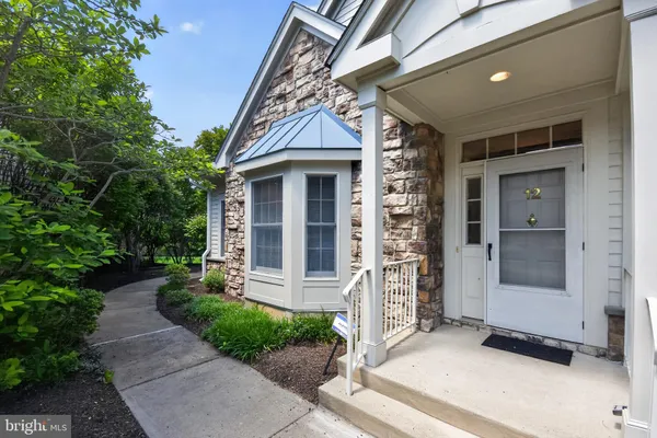 Property Slideshow image 2 of 38 | 12 fringe tree ct, Princeton, NJ, 08540