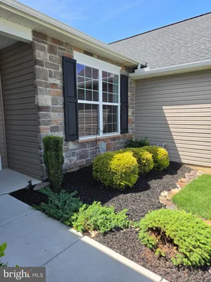 Property Slideshow image 3 of 4 | 600 cypress dr 57, Hanover, PA, 17331