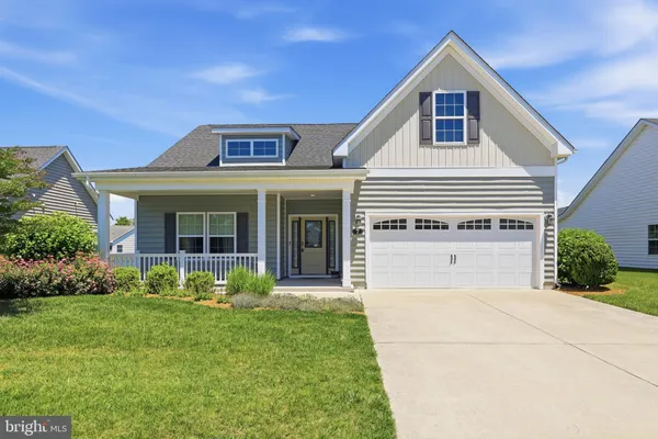 Property Slideshow image 2 of 49 | 7 frankenberry dr, Georgetown, DE, 19947