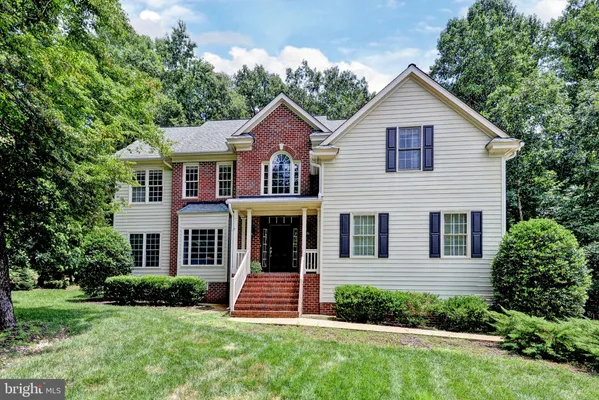 Property Slideshow image 2 of 59 | 112 stone brg, Williamsburg, VA, 23188