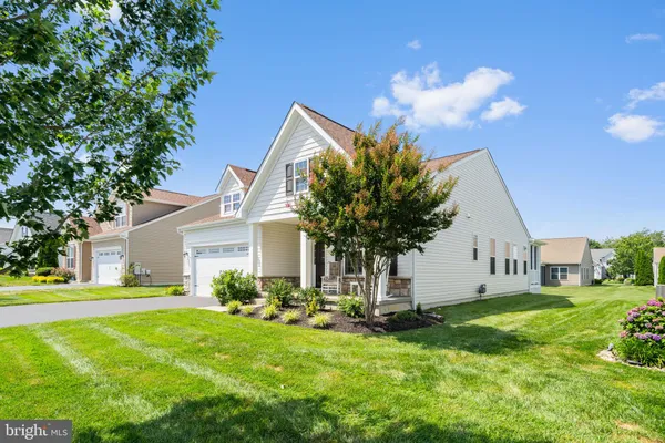 Property Slideshow image 3 of 27 | 515 nicklaus ln, Magnolia, DE, 19962