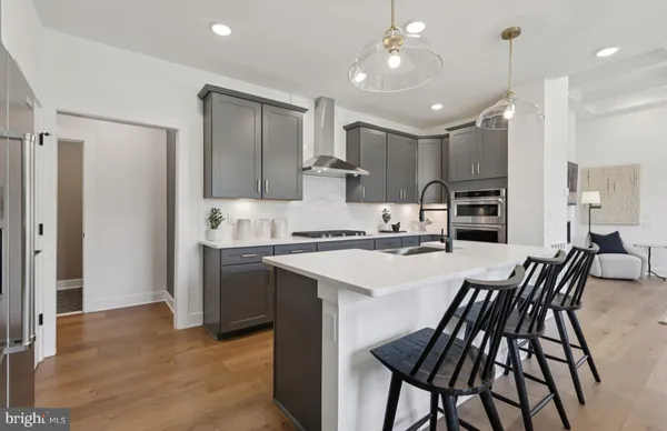 Property Slideshow image 2 of 58 | 6052 sunstone ln, Haymarket, VA, 20169