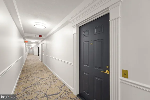 Property Slideshow image 3 of 33 | 19385 cypress ridge ter unit 522, Leesburg, VA, 20176