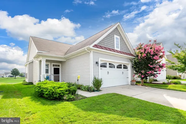 Property Slideshow image 2 of 35 | 134 waterside dr, Bridgeville, DE, 19933