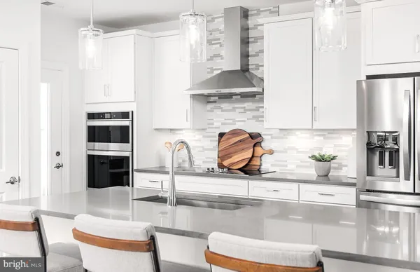 Property Slideshow image 3 of 36 | 5800 moonstone way 1, Haymarket, VA, 20169