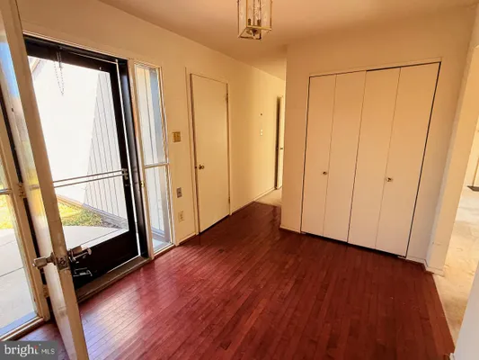 Property Slideshow image 3 of 28 | 282 devon way # 282, West Chester, PA, 19380