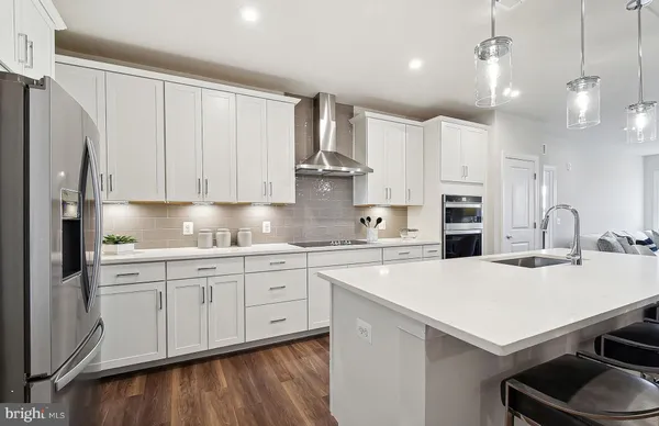 Property Slideshow image 3 of 35 | 5800 moonstone way 2, Haymarket, VA, 20169