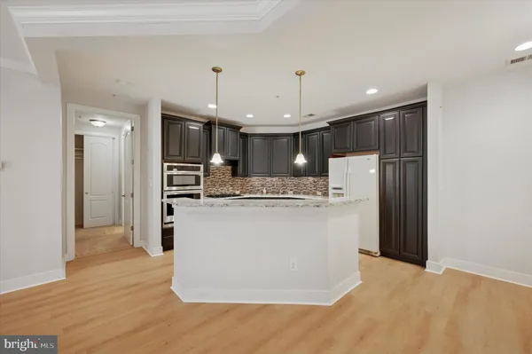 Property Slideshow image 2 of 24 | 4105 meridian blvd # 4105, Warrington, PA, 18976