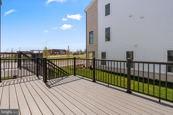 Property Slideshow image 3 of 45 | 44508 lowestoft sq homesite 22, Ashburn, VA, 20147