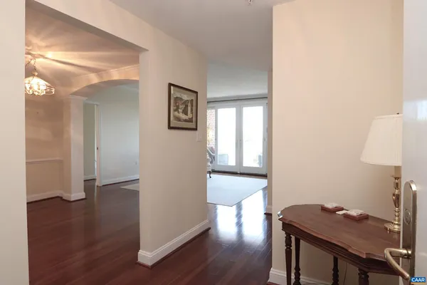 Property Slideshow image 3 of 38 | 500 crestwood dr 2306, Charlottesville, VA, 22903