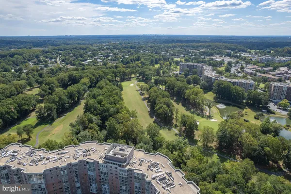 Property Slideshow image 3 of 44 | 15301 pine orchard dr 86-3e, Silver Spring, MD, 20906