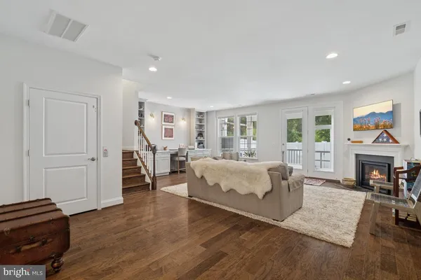 Property Slideshow image 2 of 52 | 7765 mount calvary dr, Alexandria, VA, 22315