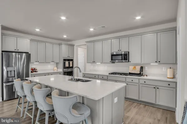 Property Slideshow image 3 of 56 | 294 rustic wood dr, Gettysburg, PA, 17325