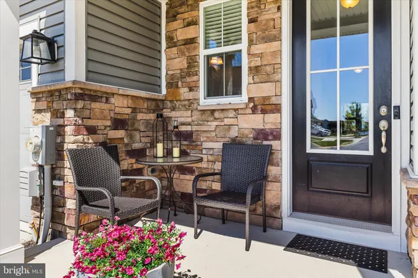 Property Slideshow image 3 of 62 | 19127 greys neck ct, Millville, DE, 19967