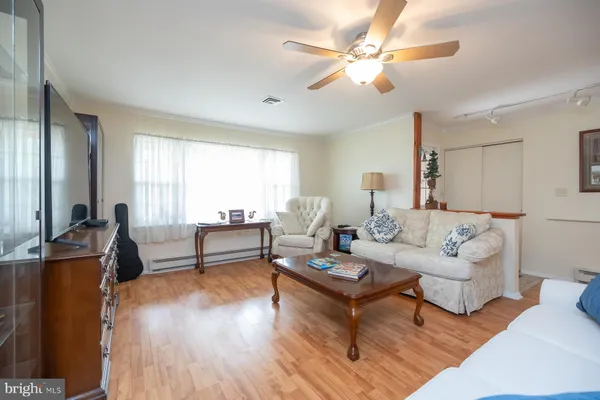 Property Slideshow image 3 of 26 | 4 narberth pl, Southampton, NJ, 08088