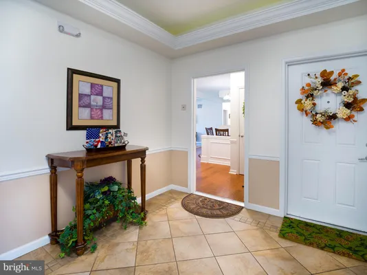 Property Slideshow image 3 of 28 | 411 creekside dr, Brookhaven, PA, 19015