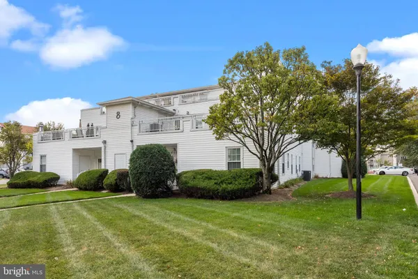 Property Slideshow image 2 of 45 | 8109 centennial sta 810, Warminster, PA, 18974