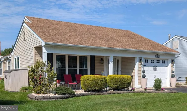 Property Slideshow image 2 of 33 | 37 stratford rd, Southampton, NJ, 08088