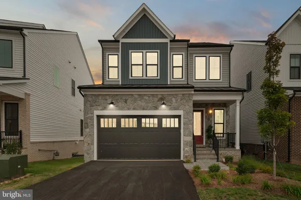 Property Slideshow image 3 of 73 | 43257 greeley sq, Ashburn, VA, 20148