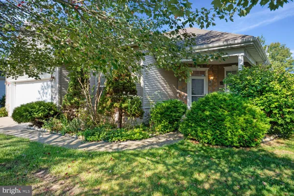 Property Slideshow image 3 of 30 | 24 pelican ln, Little Egg Harbor Twp, NJ, 08087