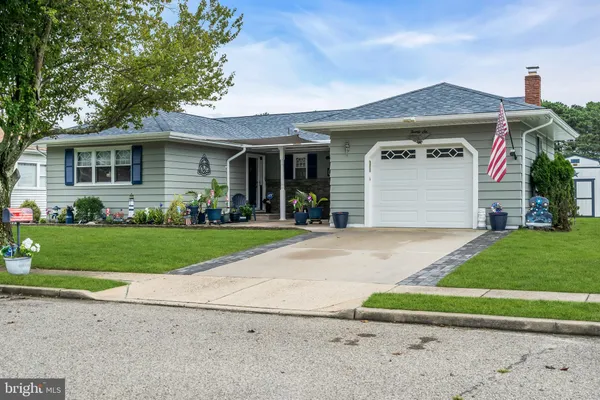 Property Slideshow image 3 of 44 | 26 cabrillo blvd, Toms River, NJ, 08757