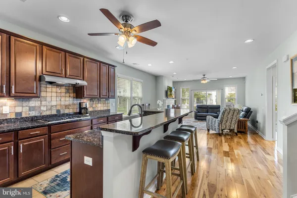 Property Slideshow image 3 of 37 | 132 hyannis pl, Fredericksburg, VA, 22406