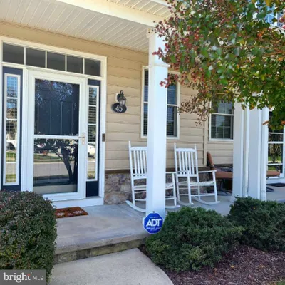 Property Slideshow image 2 of 44 | 45 harcrest ct, Dover, DE, 19901