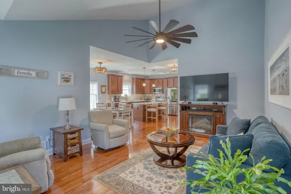Property Slideshow image 2 of 48 | 76 volpe way, Smyrna, DE, 19977