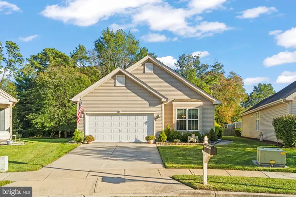 Property Slideshow image 3 of 18 | 9 dutchess ct, Southampton, NJ, 08088