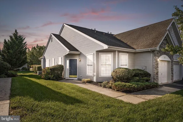 Property Slideshow image 2 of 25 | 193 burholme dr, Hamilton, NJ, 08691