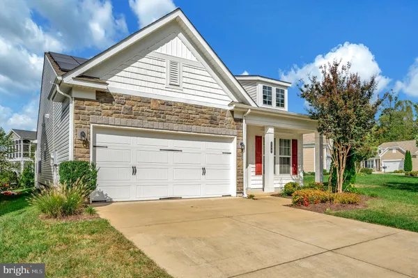 Property Slideshow image 3 of 43 | 196 denison st, Fredericksburg, VA, 22406