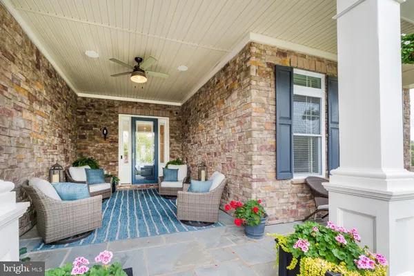 Property Slideshow image 2 of 44 | 5966 bowes creek pl, Gainesville, VA, 20155