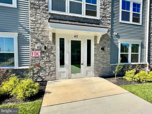 Property Slideshow image 3 of 27 | 40 liberty rd t, Sykesville, MD, 21784